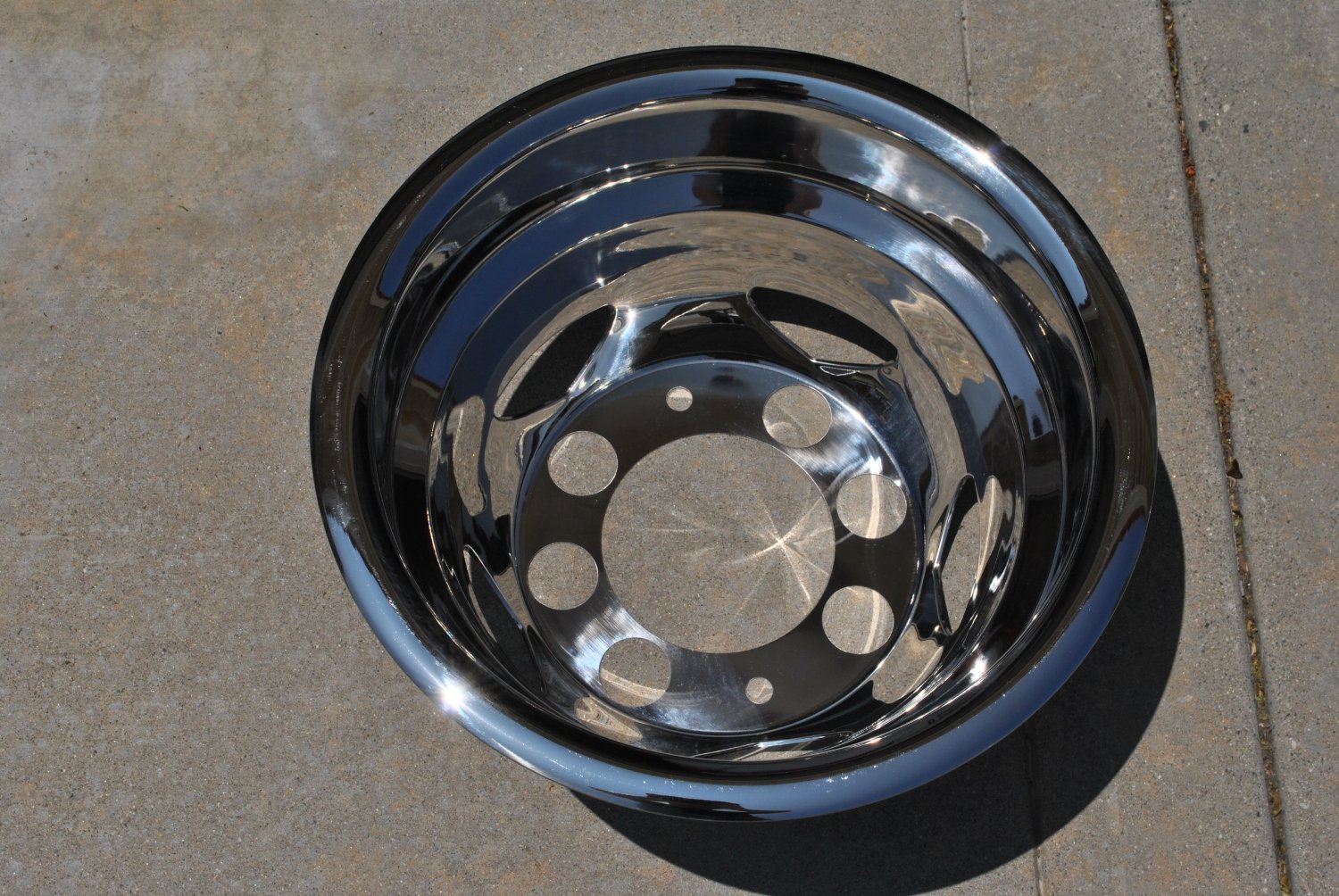 WHEELSnWHEELS 17” Stainless Steel Dually Wheel Simulator Set – Fits Chevy/GMC 3500HD 2011-2023 (8 Pcs)